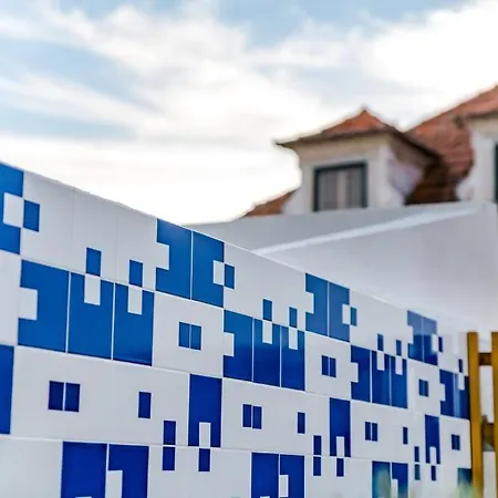 アパート Historic Town Modern