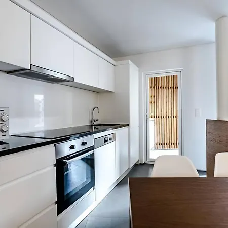 Historic Town Modern アパート